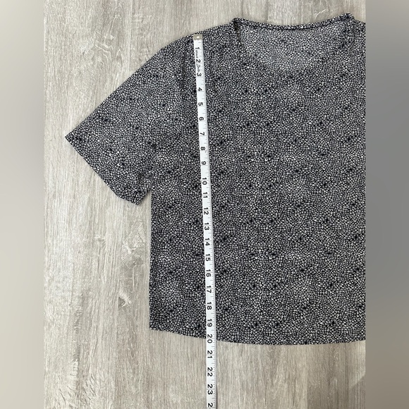 Lululemon Good to Go Tee Plush Petal Black Ghost Size Medium Four-way stretch - Picture 7 of 7